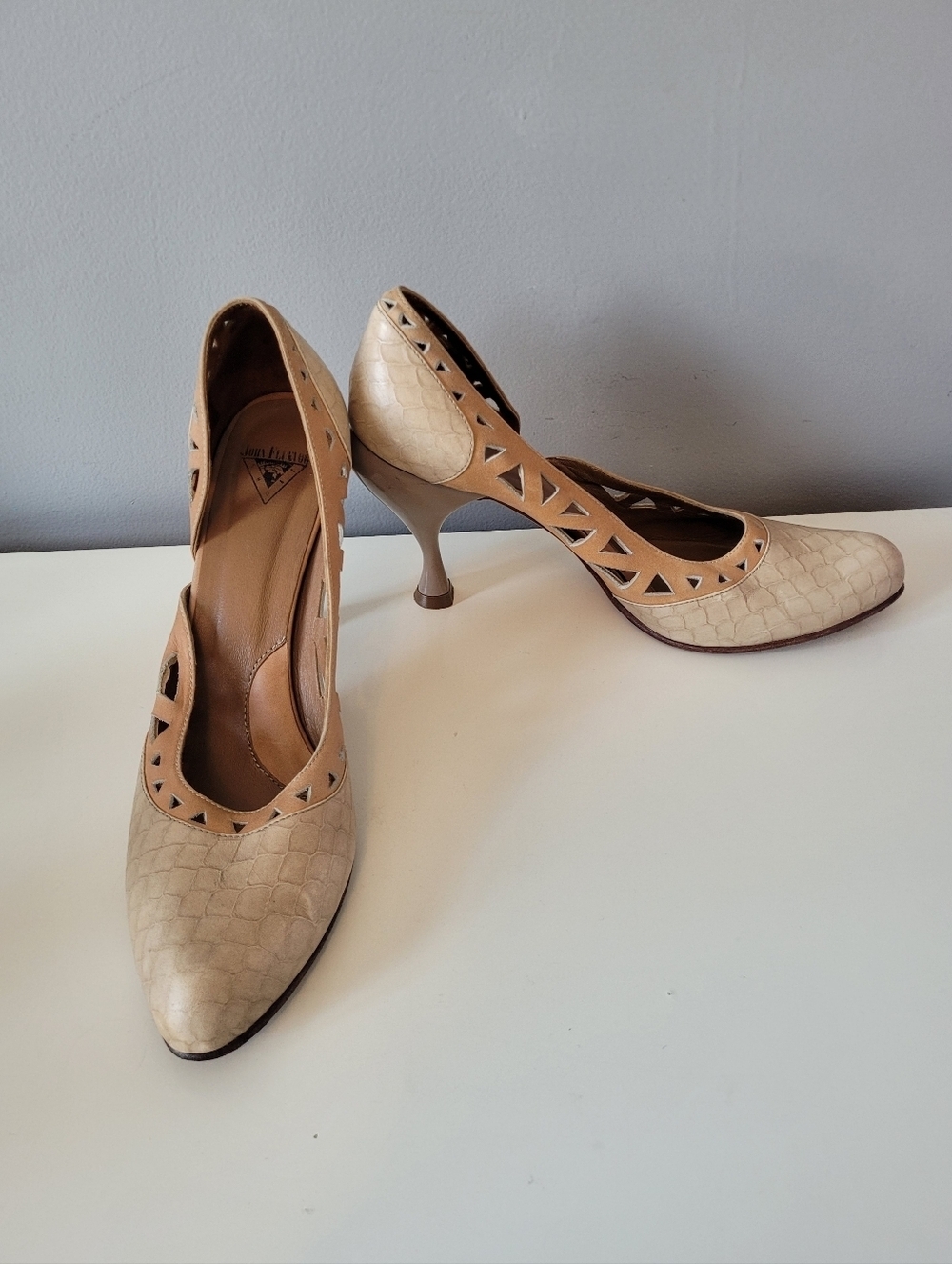Fluevog Second Miracles Rhon D'Orsay Pumps, GUC, Size 11